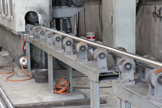 주문 정밀도 f7 용도 크롬 피스톤 막대 HRC 55-63 강도 및 Ra 0.2-0.4 수압 실린더의 표면 거칠성 온라인 제조