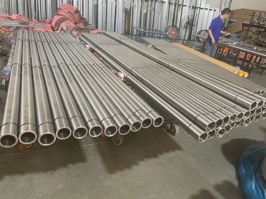 가벼운 홀로 알루미늄 막대 가늘게 닦은 표면 1000mm - 8000mm